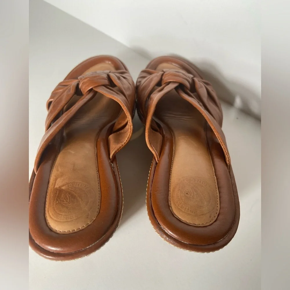 Nurture~Cognac~Leather~Knotted/Trim Design~Cork Wedge~Platform Sandal~Size 7.5